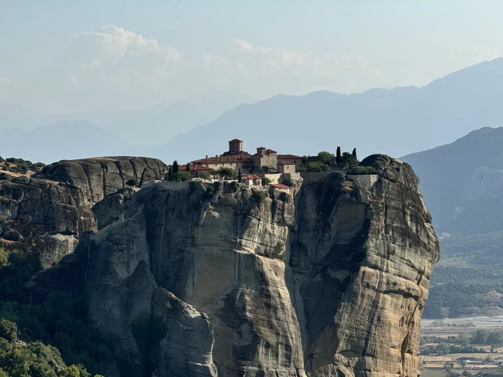 A picture of a monastery in Meteora