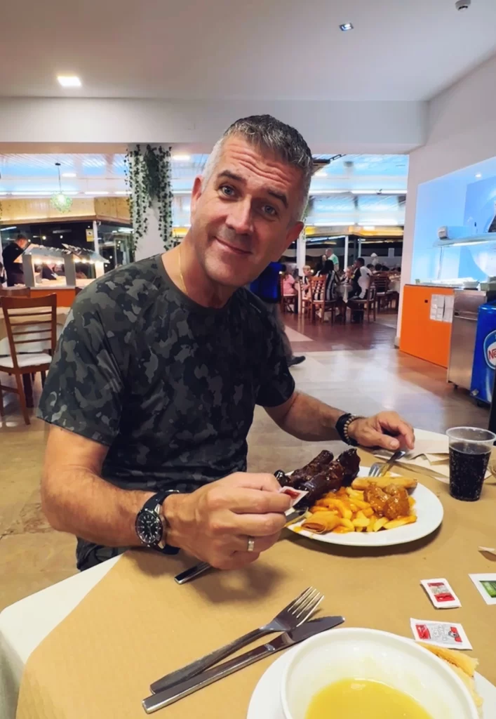 motorcycle Journey through Spain - all you can eat dinner in Salou